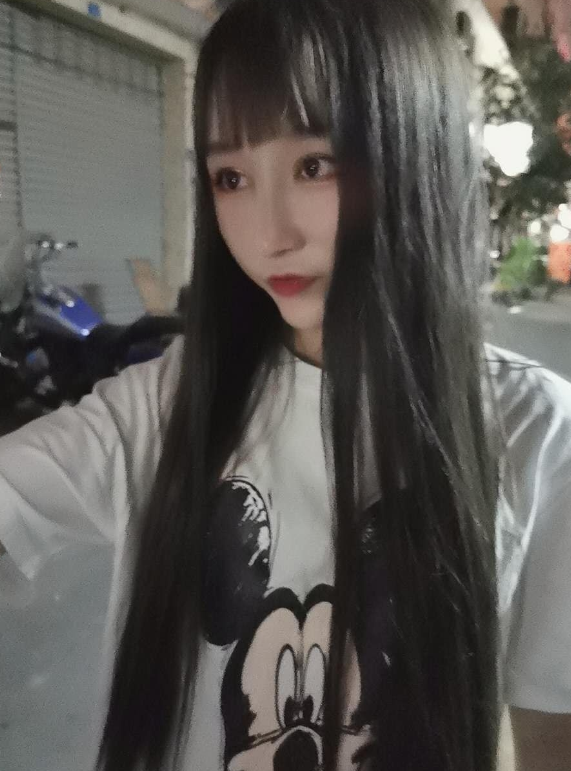 万达广场附近的妹妹水灵